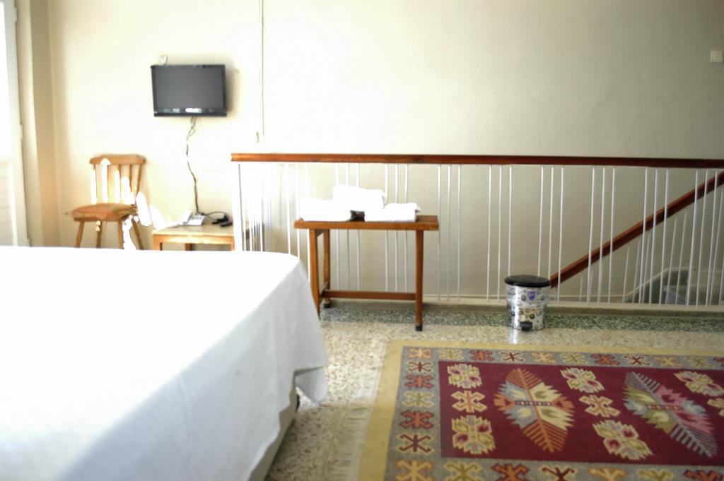 Lades Hotel シリフケ エクステリア 写真
